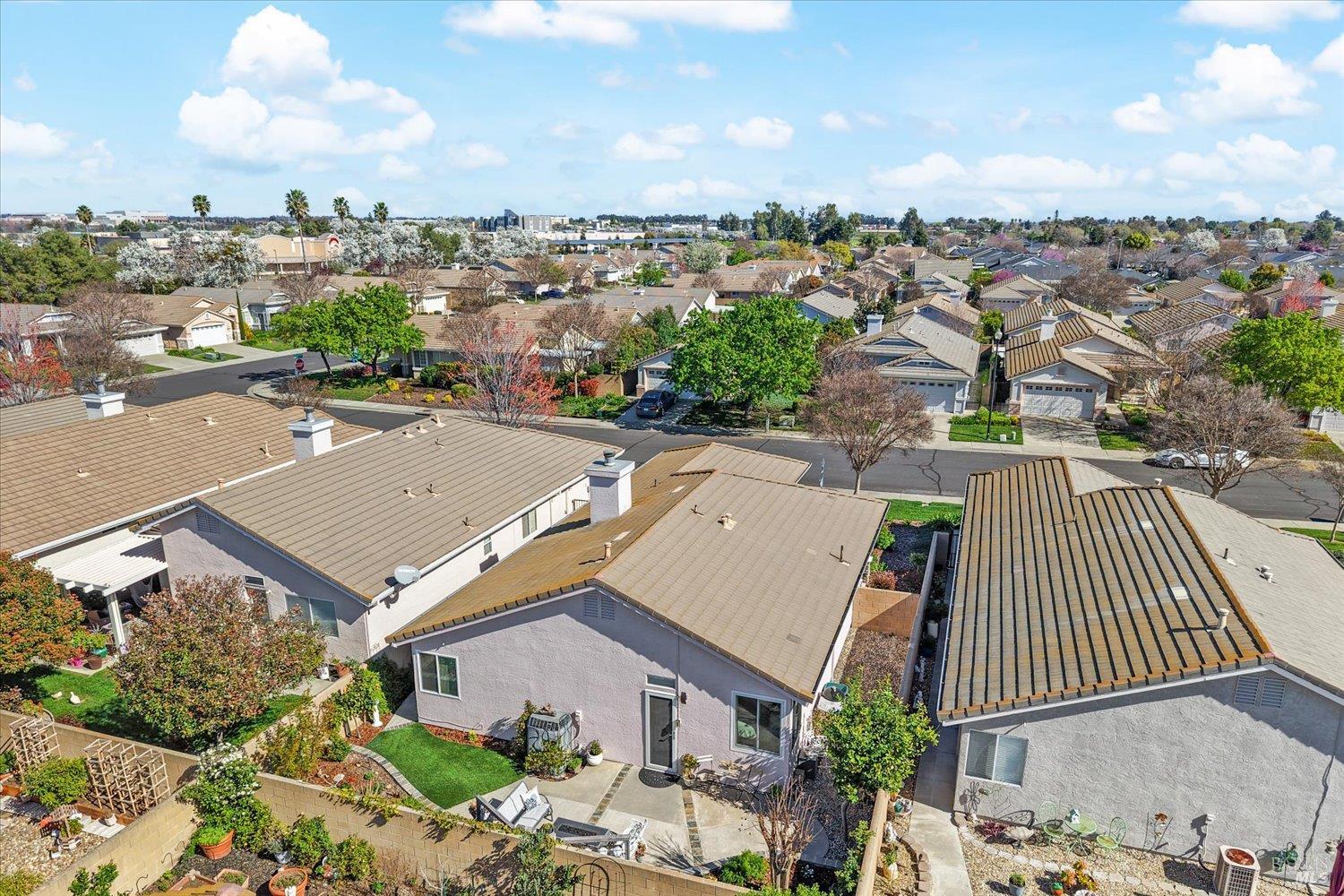 Detail Gallery Image 48 of 54 For 319 Trellis Ln, Vacaville,  CA 95687 - 2 Beds | 2 Baths