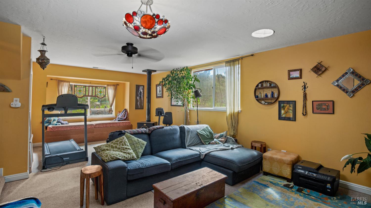 Detail Gallery Image 18 of 99 For 5932 Fredricks Rd, Sebastopol,  CA 95472 - 4 Beds | 4 Baths