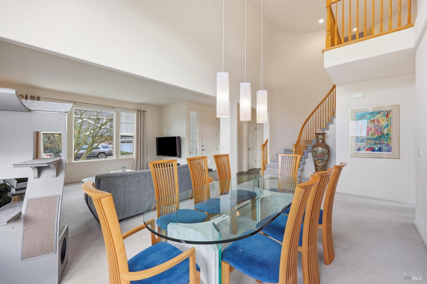 Detail Gallery Image 6 of 33 For 7576 Meadowlark Dr, Sebastopol,  CA 95472 - 5 Beds | 3/1 Baths