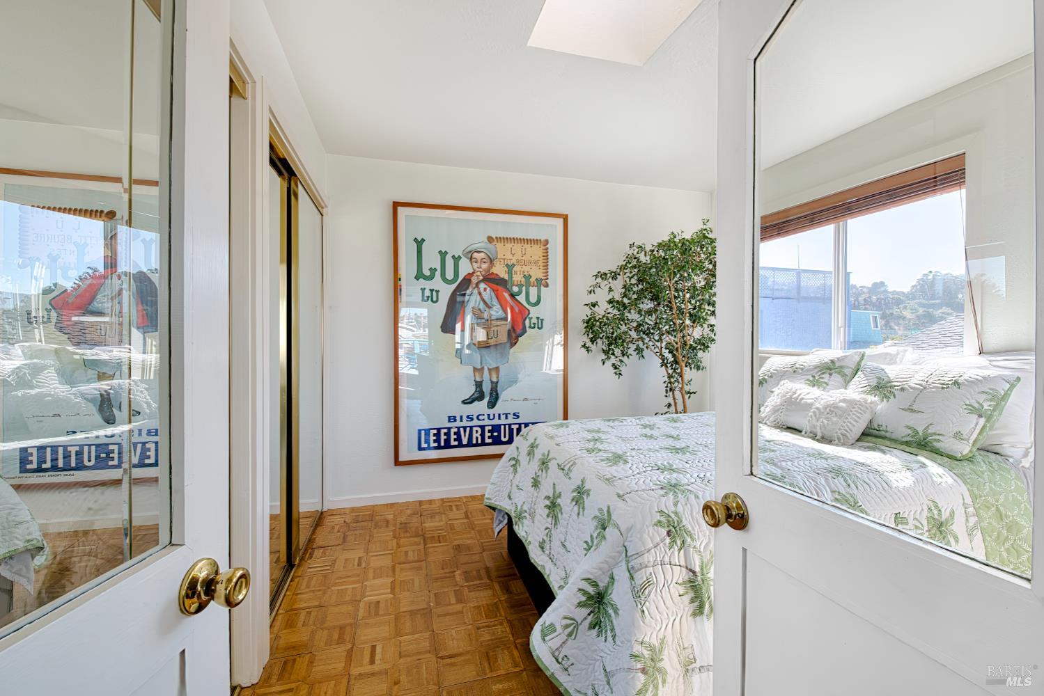 Detail Gallery Image 22 of 32 For 35 W Pier Unkn, Sausalito,  CA 94965 - 1 Beds | 1 Baths