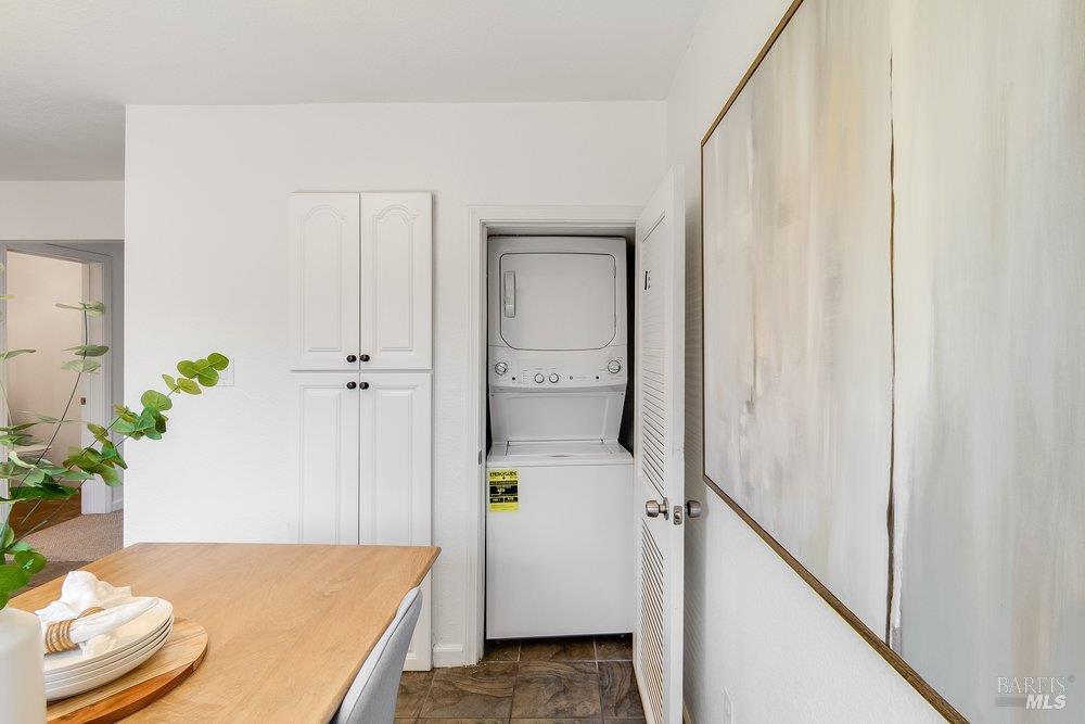 Detail Gallery Image 19 of 43 For 720 Military St, Benicia,  CA 94510 - 2 Beds | 2/1 Baths