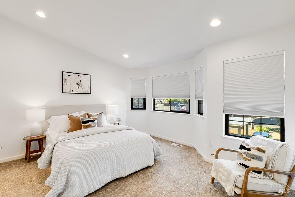 Detail Gallery Image 30 of 43 For 720 Military St, Benicia,  CA 94510 - 2 Beds | 2/1 Baths