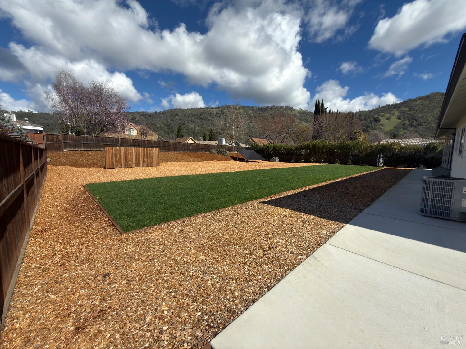 Detail Gallery Image 35 of 43 For 8388 Paradise Lagoon Dr, Lucerne,  CA 95458 - 3 Beds | 3 Baths