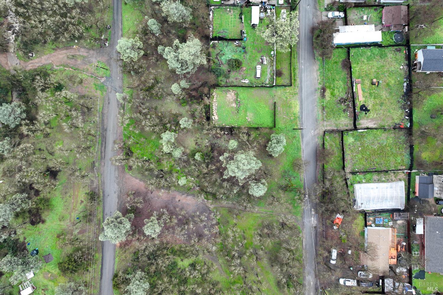 Detail Gallery Image 23 of 39 For 15615 37th Ave, Clearlake,  CA 95422 - – Beds | – Baths