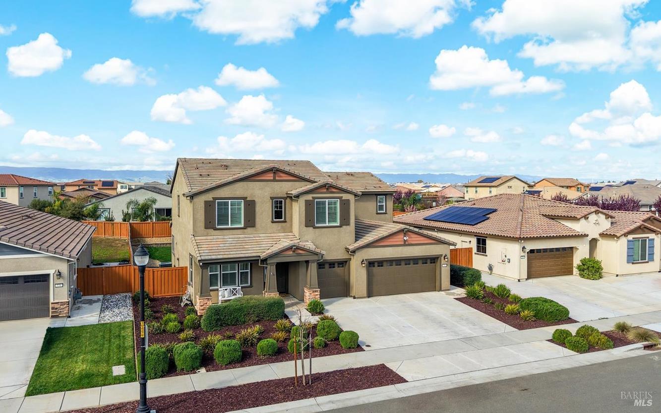 Detail Gallery Image 81 of 97 For 710 Fielding Way, Dixon,  CA 95620 - 5 Beds | 4 Baths