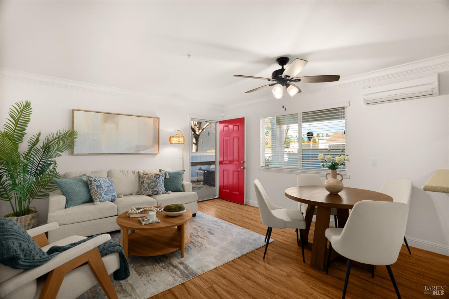 Detail Gallery Image 8 of 42 For 225 Burt St #3,  Santa Rosa,  CA 95407 - 2 Beds | 2 Baths