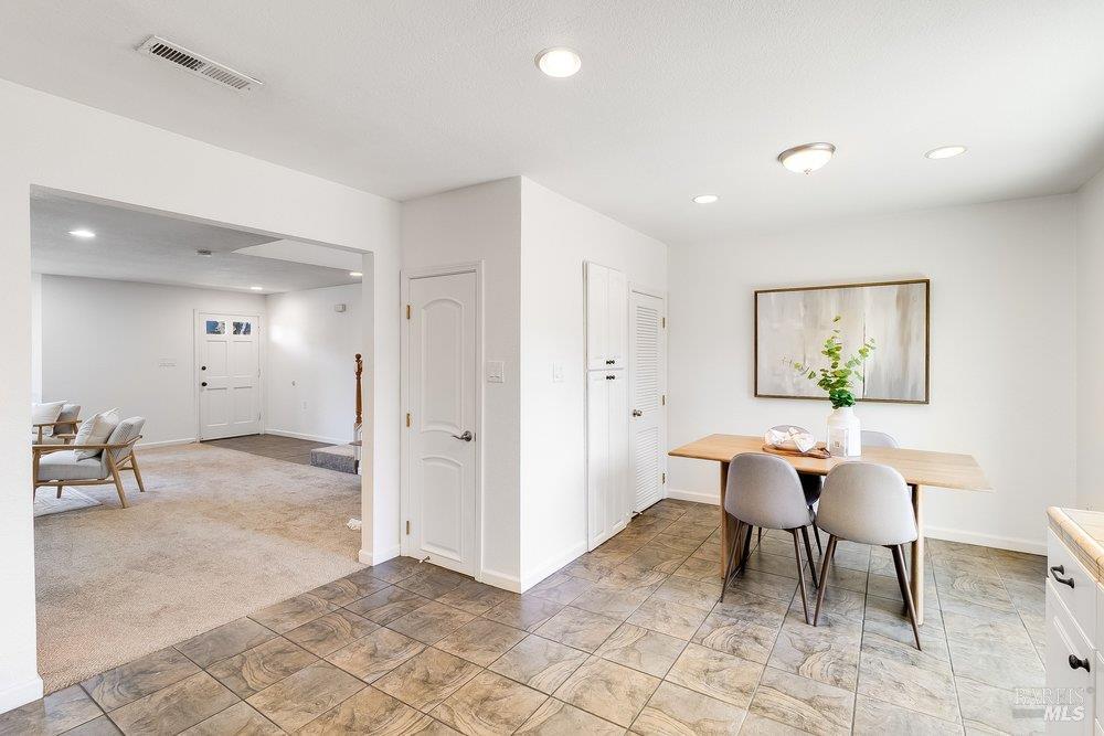 Detail Gallery Image 16 of 43 For 720 Military St, Benicia,  CA 94510 - 2 Beds | 2/1 Baths