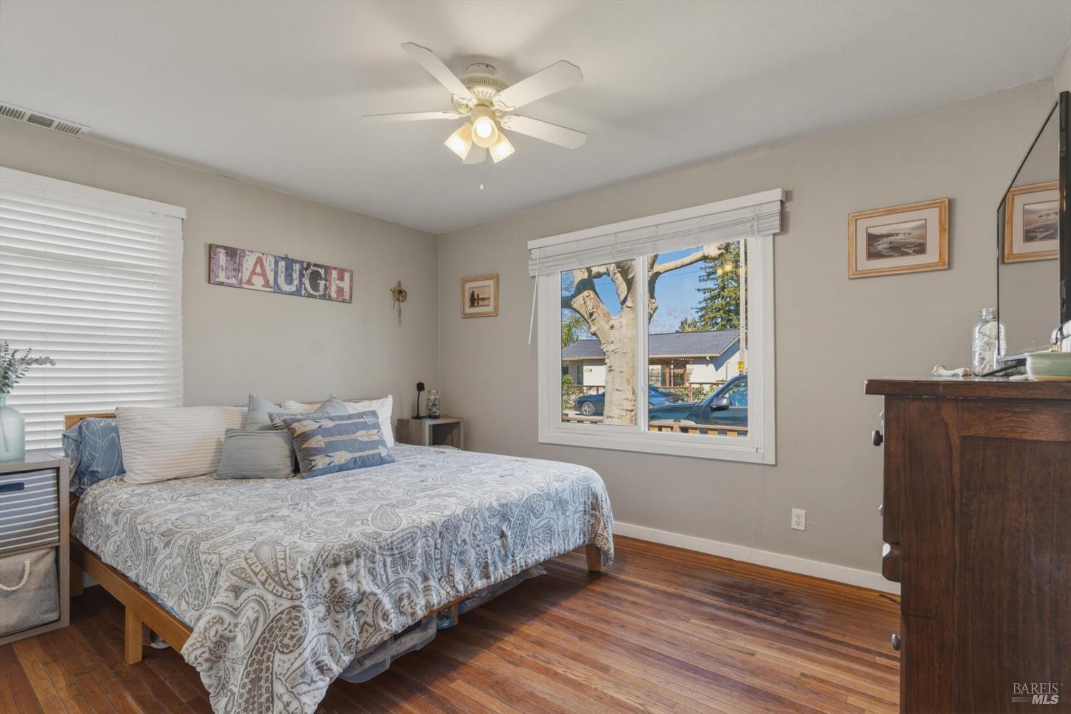 Detail Gallery Image 13 of 52 For 1136 Poppy Dr, Santa Rosa,  CA 95404 - 3 Beds | 2 Baths