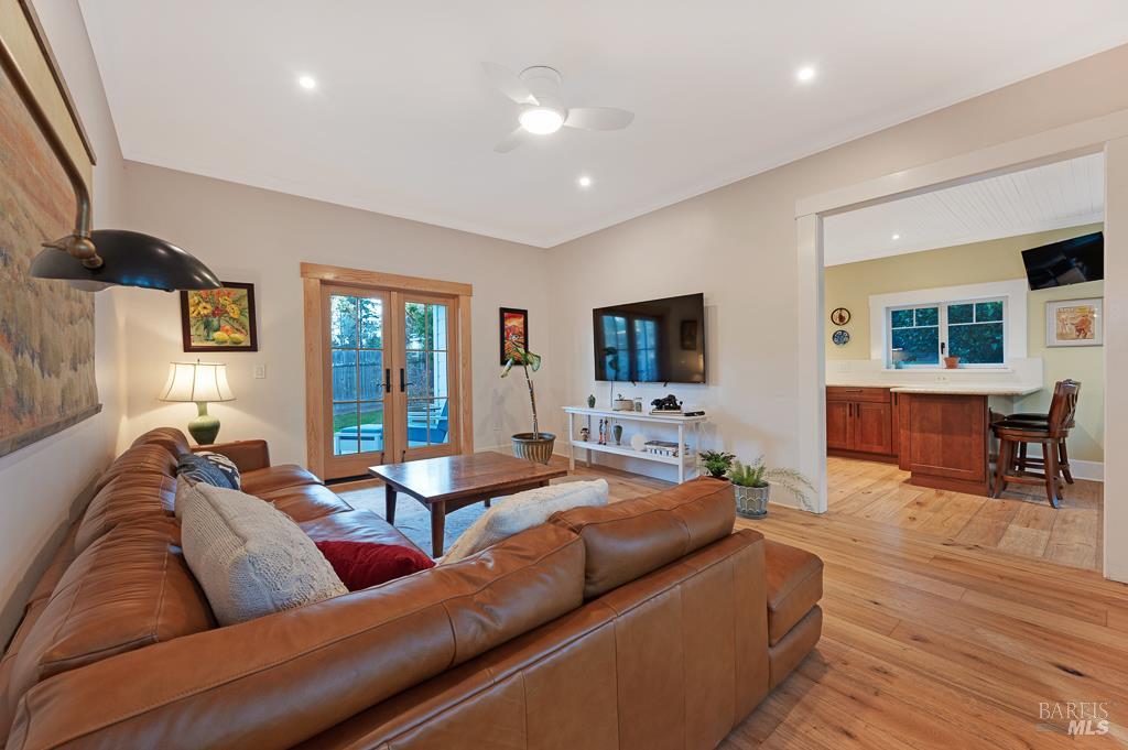 Detail Gallery Image 8 of 58 For 6740 Covey Rd, Forestville,  CA 95436 - 4 Beds | 2/1 Baths