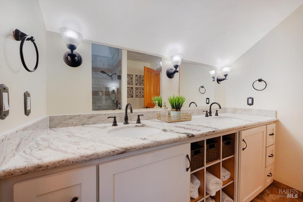 Detail Gallery Image 33 of 58 For 6740 Covey Rd, Forestville,  CA 95436 - 4 Beds | 2/1 Baths