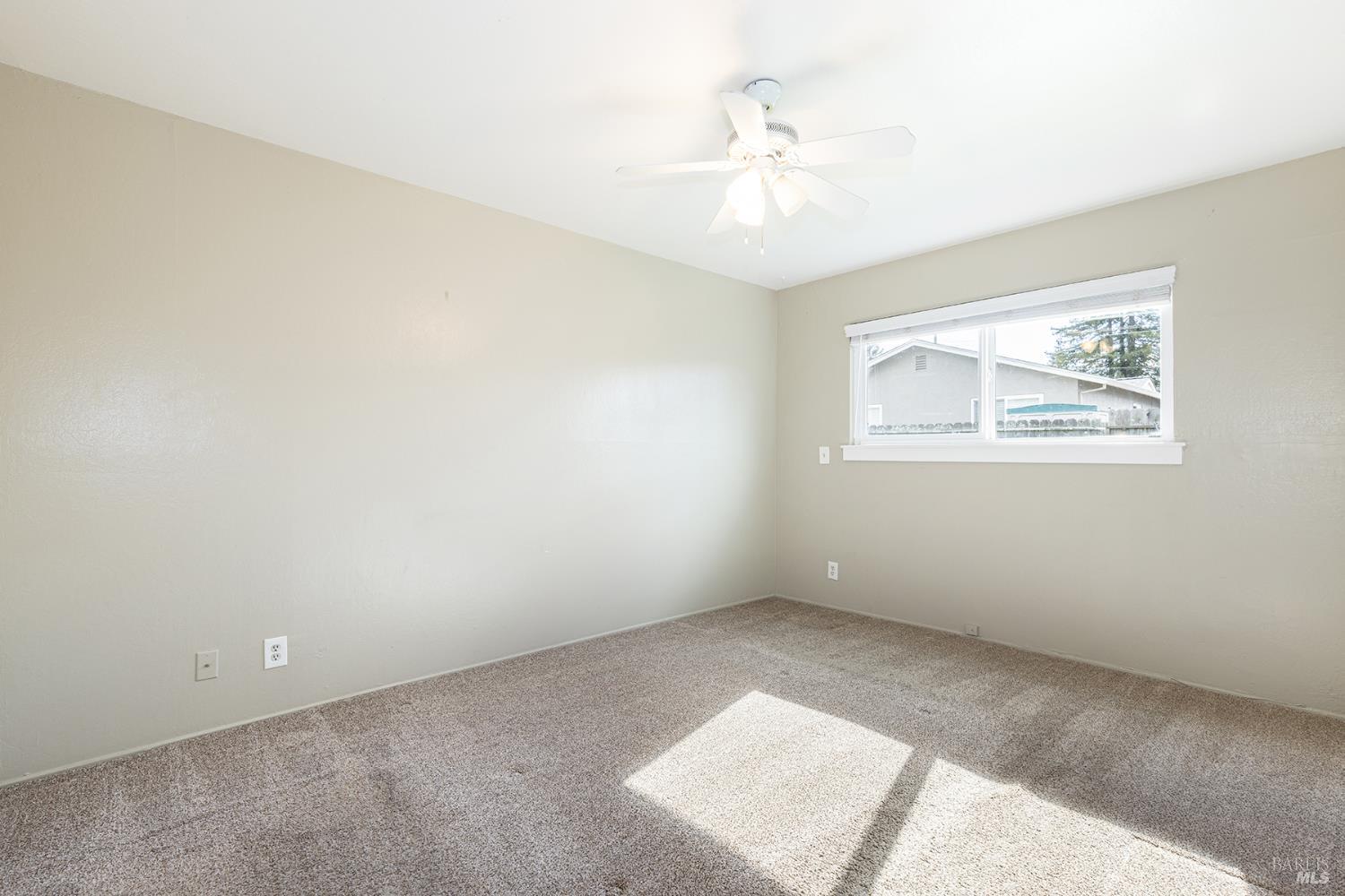 Detail Gallery Image 9 of 21 For 3557 N Jefferson St, Napa,  CA 94558 - 3 Beds | 2 Baths