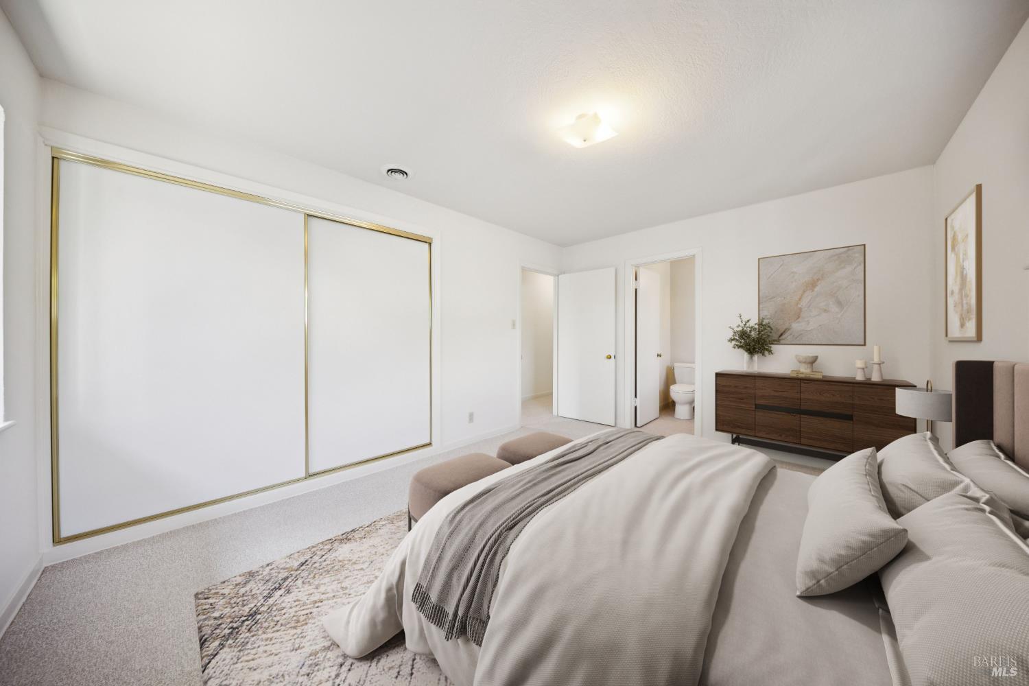 Detail Gallery Image 23 of 39 For 10 Somerset Ln, Mill Valley,  CA 94941 - 3 Beds | 2 Baths