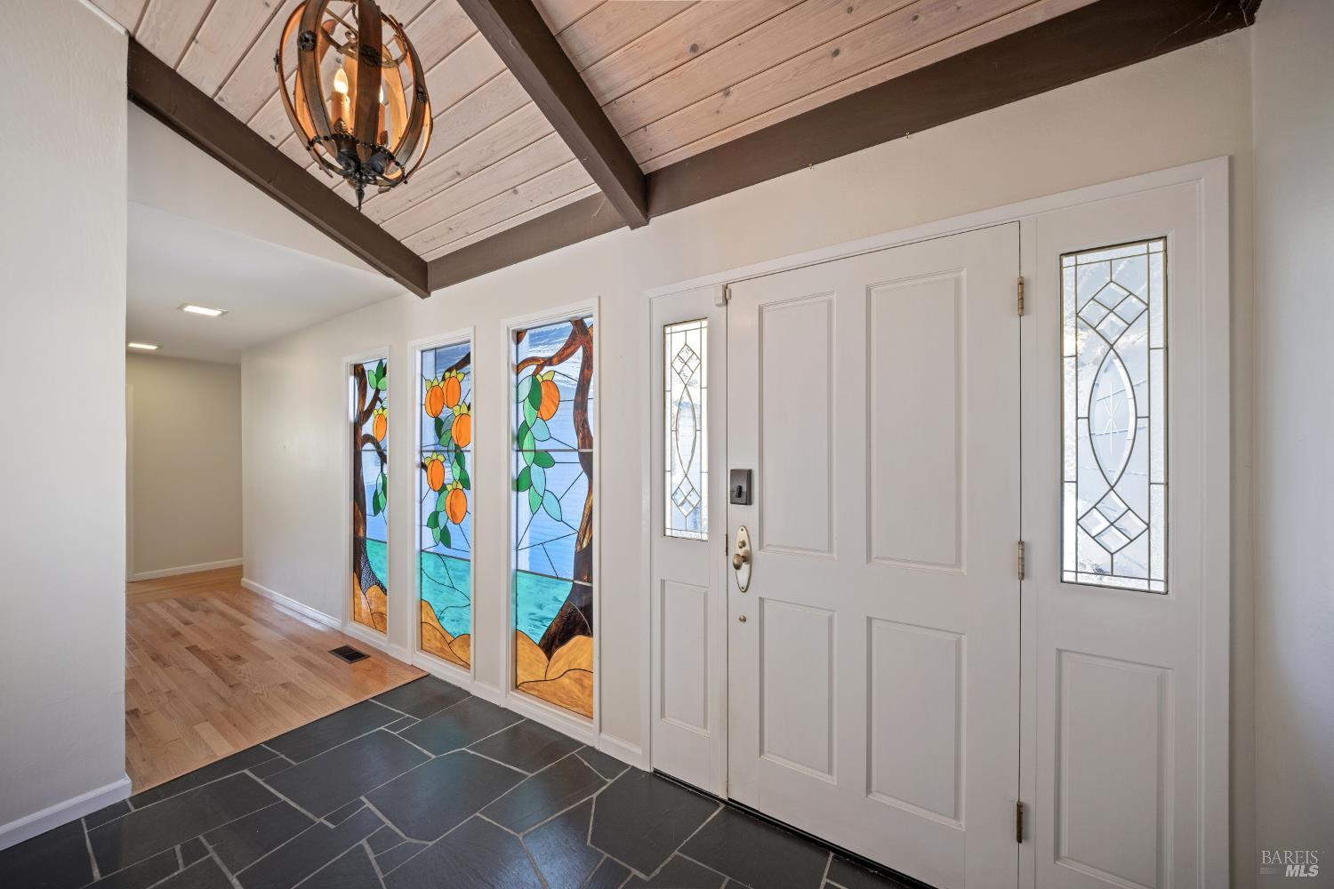 Detail Gallery Image 19 of 46 For 285 Cascade Dr, Fairfax,  CA 94930 - 4 Beds | 2 Baths
