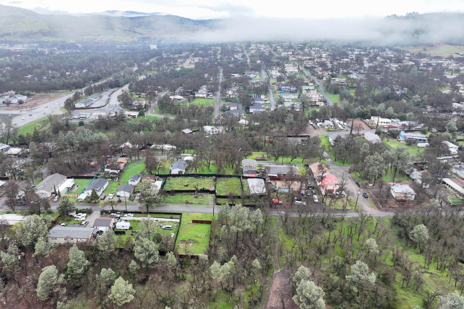 Detail Gallery Image 12 of 39 For 15615 37th Ave, Clearlake,  CA 95422 - – Beds | – Baths