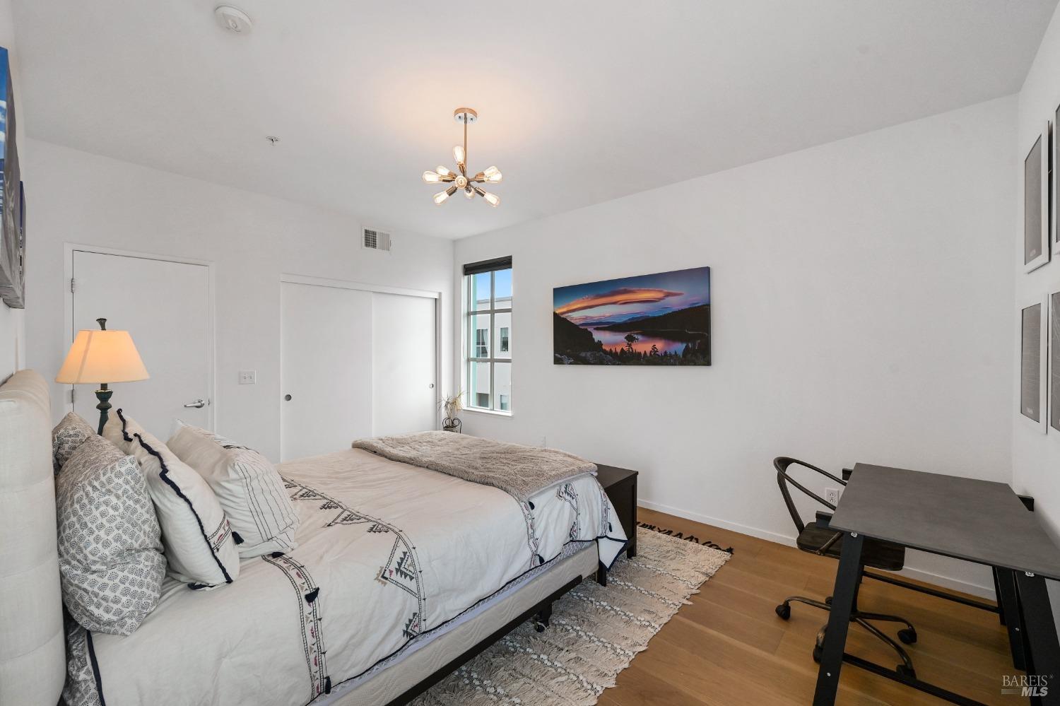 Detail Gallery Image 31 of 44 For 426 1st St, Petaluma,  CA 94952 - 3 Beds | 2/1 Baths