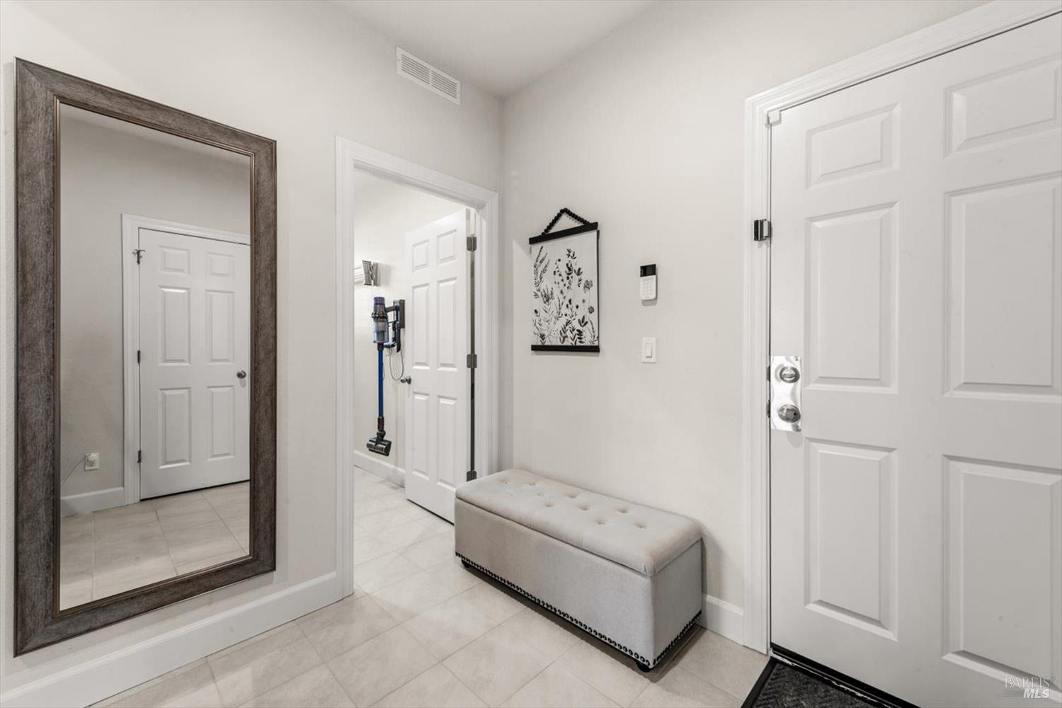 Detail Gallery Image 46 of 97 For 710 Fielding Way, Dixon,  CA 95620 - 5 Beds | 4 Baths