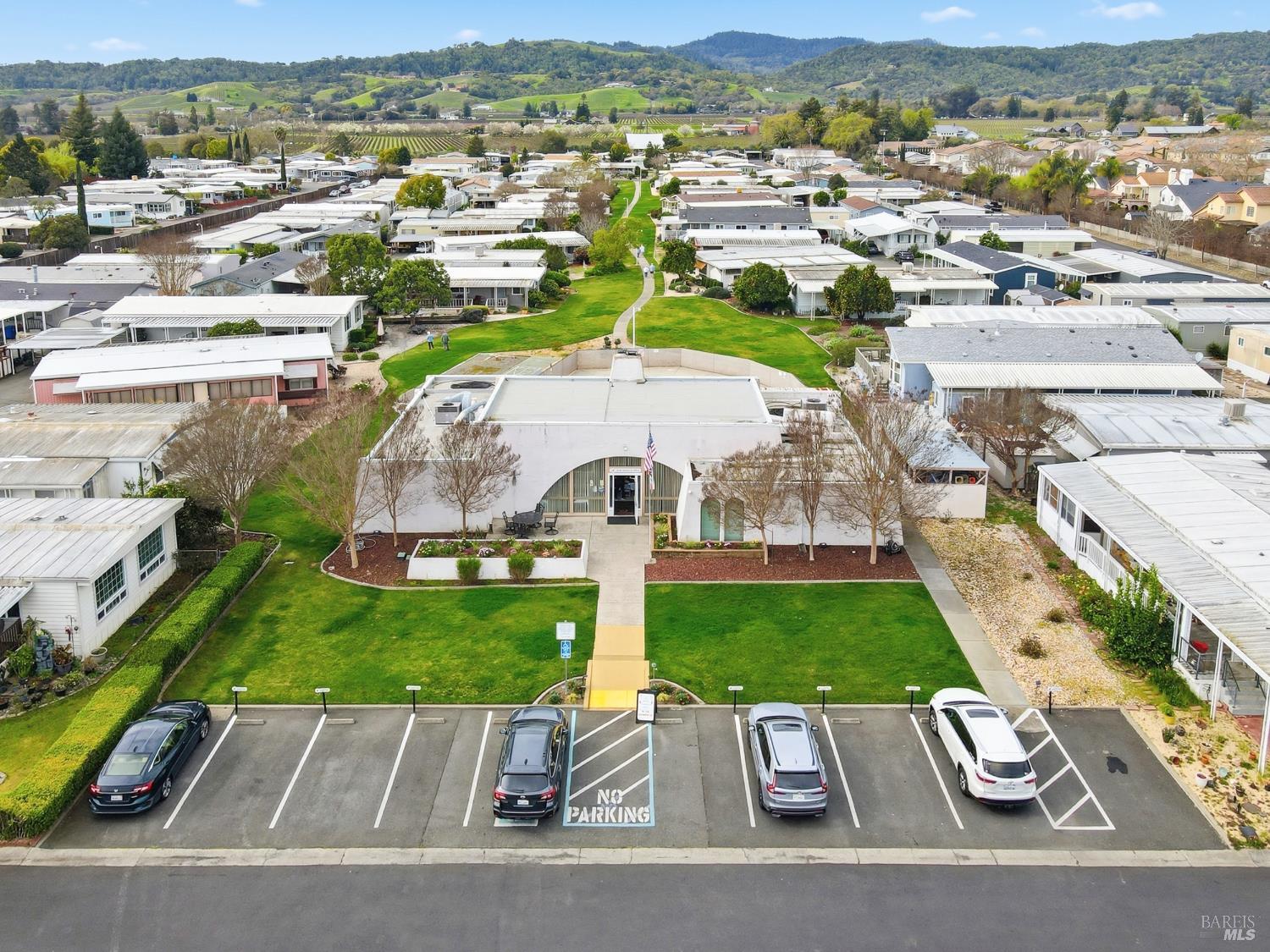 Detail Gallery Image 41 of 46 For 99 Hacienda Dr, Napa,  CA 94558 - 2 Beds | 2 Baths