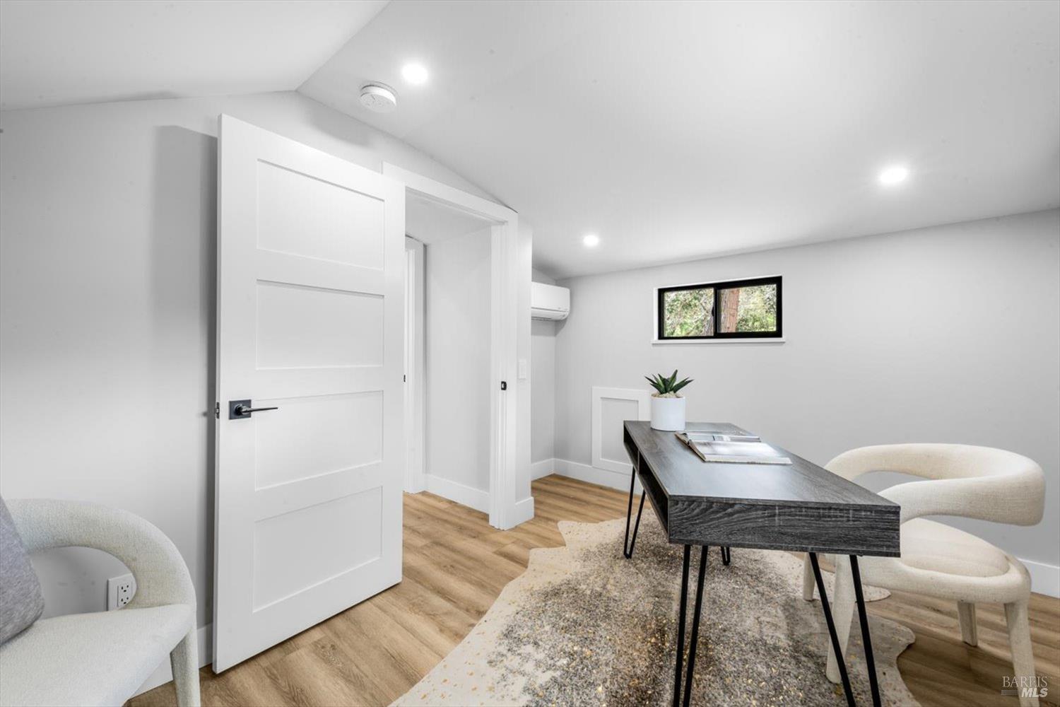 Detail Gallery Image 43 of 84 For 2192 1st Ave, Napa,  CA 94558 - 1 Beds | 1 Baths