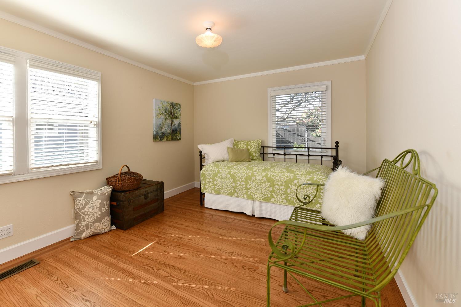 Detail Gallery Image 29 of 44 For 1142 Legion Ave, Napa,  CA 94559 - 2 Beds | 1 Baths