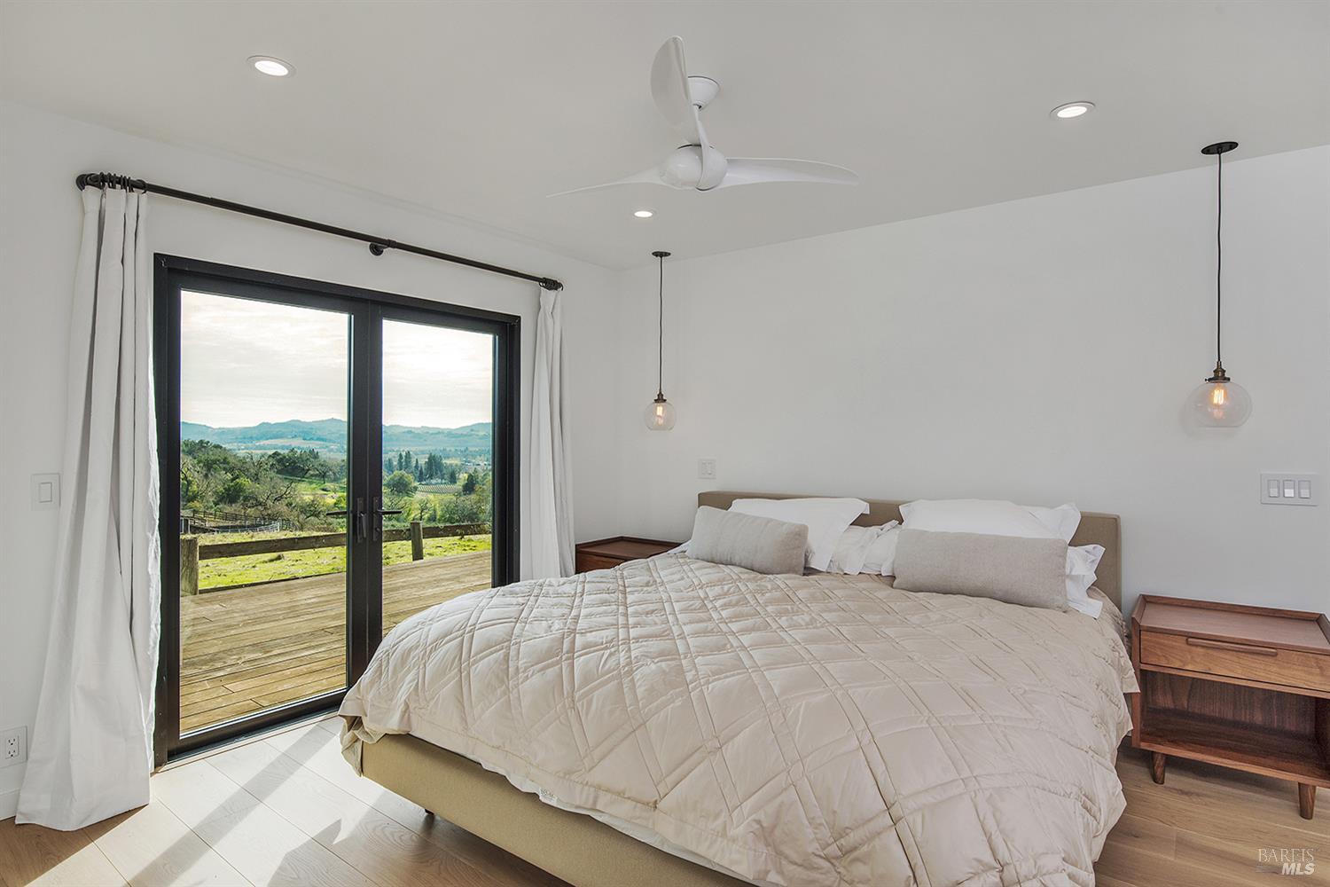 Detail Gallery Image 20 of 59 For 2700 Geysers Rd, Geyserville,  CA 95441 - 3 Beds | 2 Baths