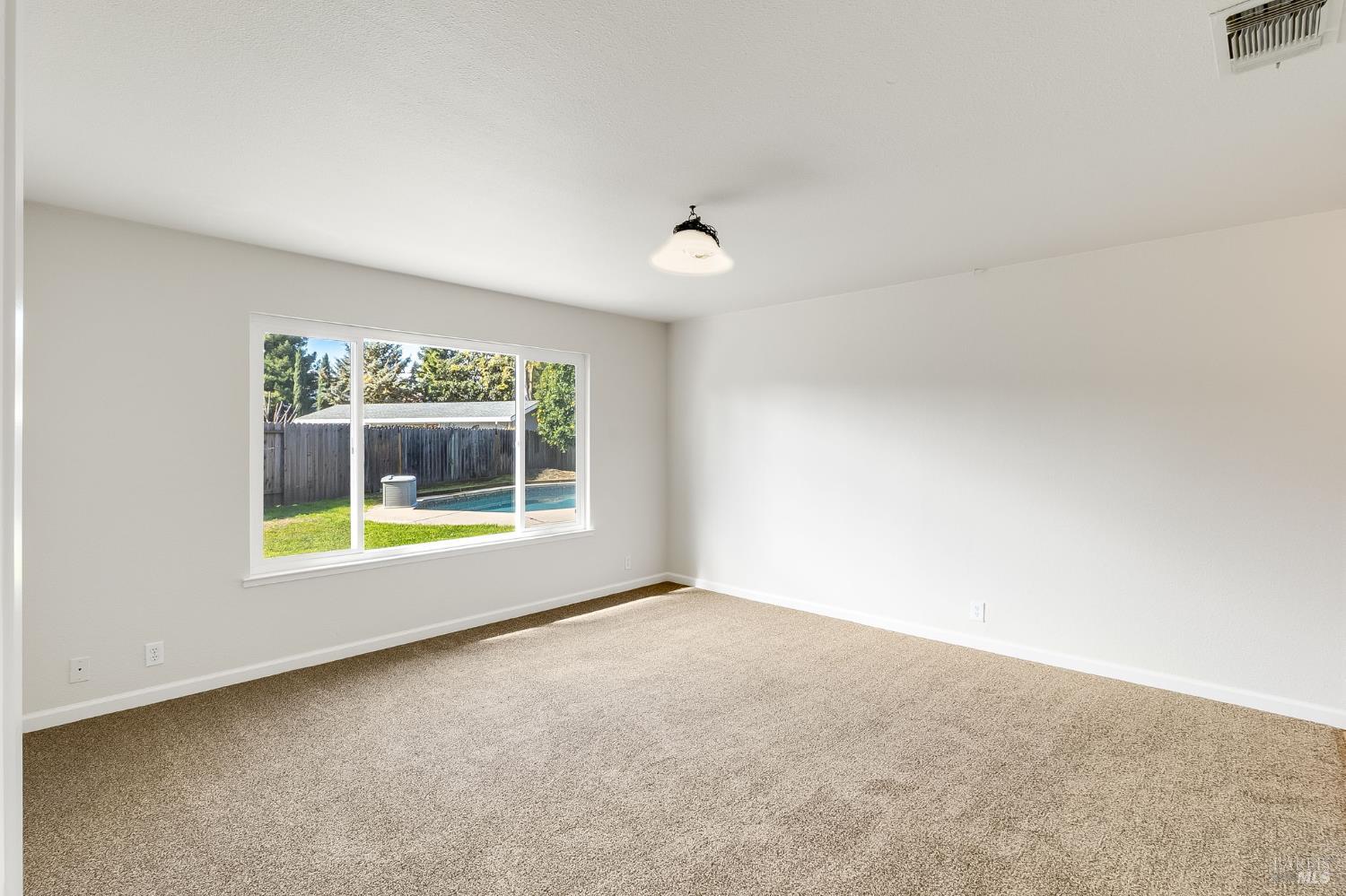 Detail Gallery Image 30 of 94 For 1155 Mulberry Ln, Dixon,  CA 95620 - 4 Beds | 2 Baths