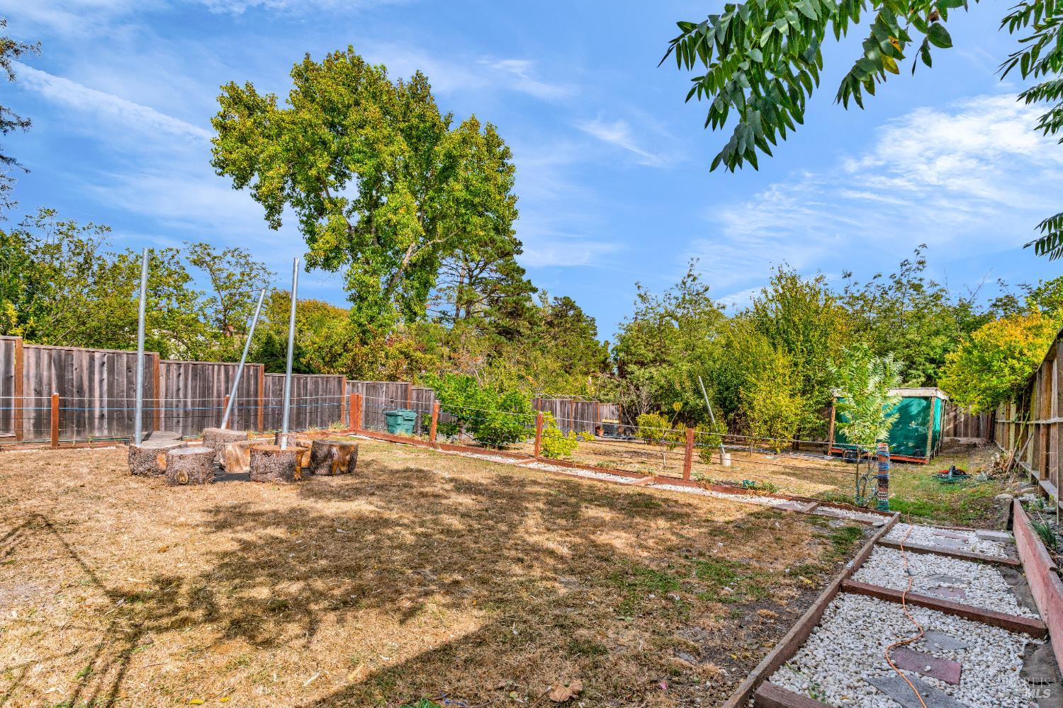 Detail Gallery Image 116 of 129 For 4778 E Hilltop Dr, El Sobrante,  CA 94803 - 3 Beds | 1 Baths