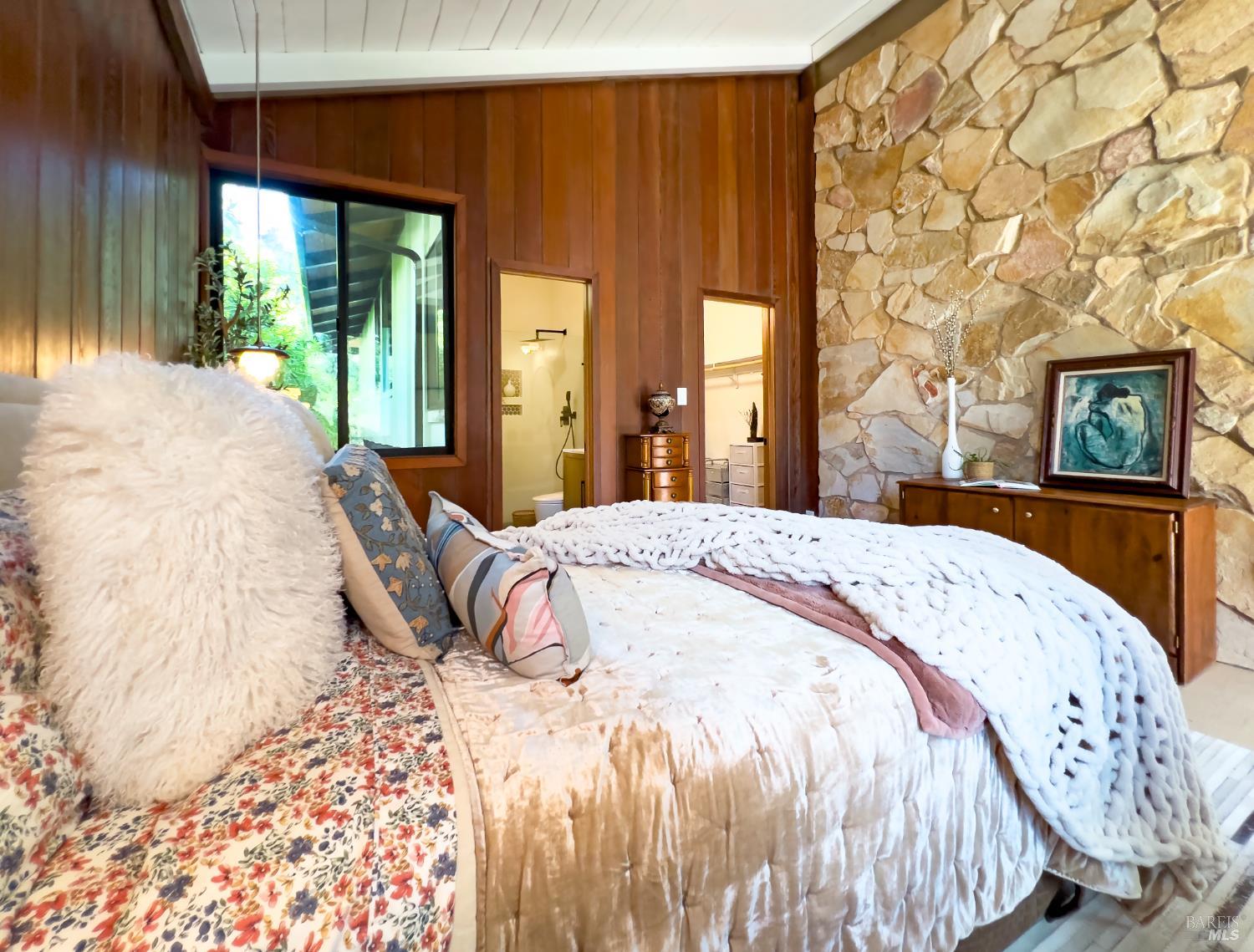 Detail Gallery Image 22 of 67 For 16620 Guernewood Rd, Guerneville,  CA 95446 - 4 Beds | 3 Baths