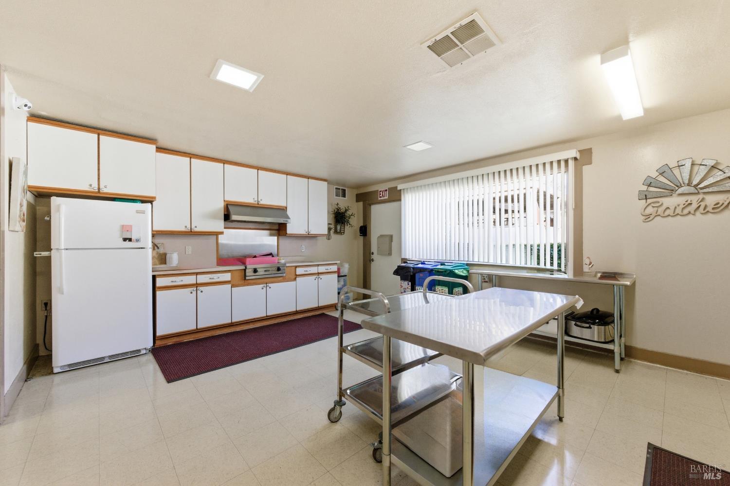 Detail Gallery Image 34 of 46 For 99 Hacienda Dr, Napa,  CA 94558 - 2 Beds | 2 Baths