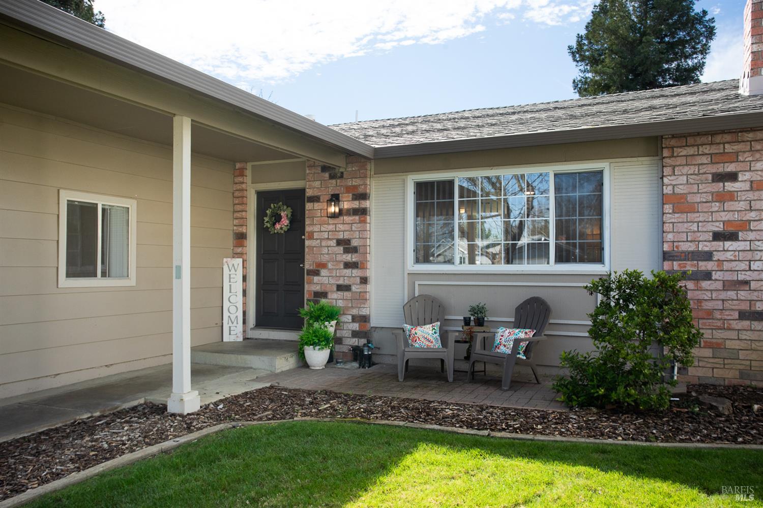 Detail Gallery Image 2 of 49 For 775 Cahill Ct, Dixon,  CA 95620 - 4 Beds | 2 Baths