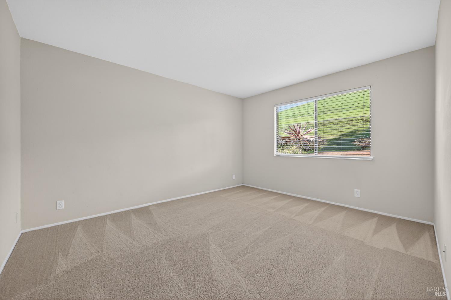 Detail Gallery Image 18 of 30 For 900 Cambridge Dr #95,  Benicia,  CA 94510 - 2 Beds | 1 Baths