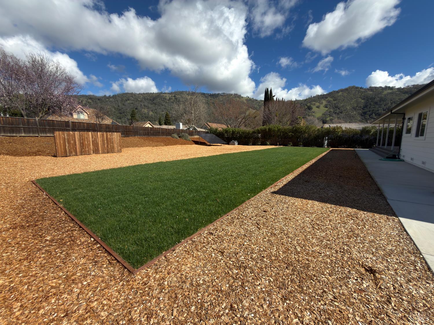 Detail Gallery Image 36 of 43 For 8388 Paradise Lagoon Dr, Lucerne,  CA 95458 - 3 Beds | 3 Baths