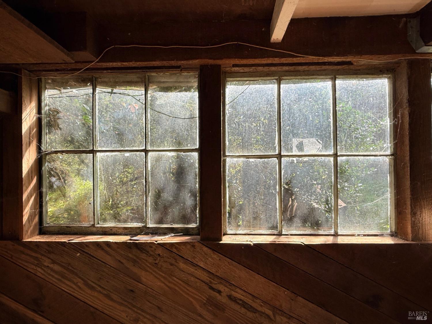 Detail Gallery Image 29 of 31 For 3480 N Albion Ridge G Rd, Albion,  CA 95410 - 2 Beds | 1 Baths