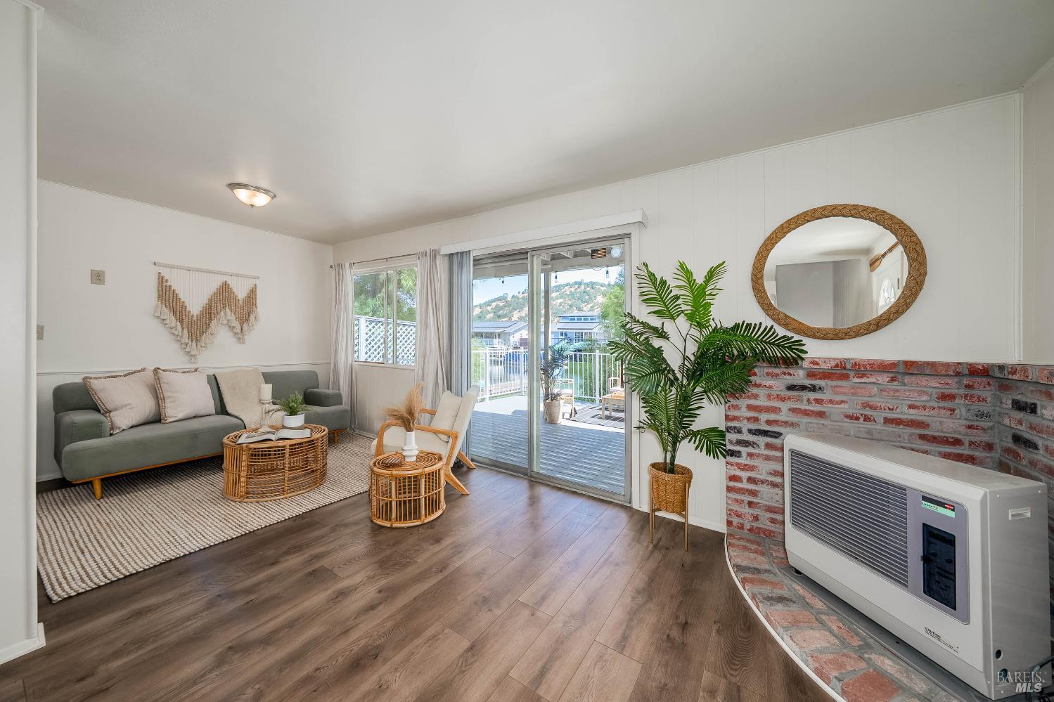 Detail Gallery Image 8 of 56 For 13370 Venus Vlg, Clearlake Oaks,  CA 95423 - 3 Beds | 2 Baths