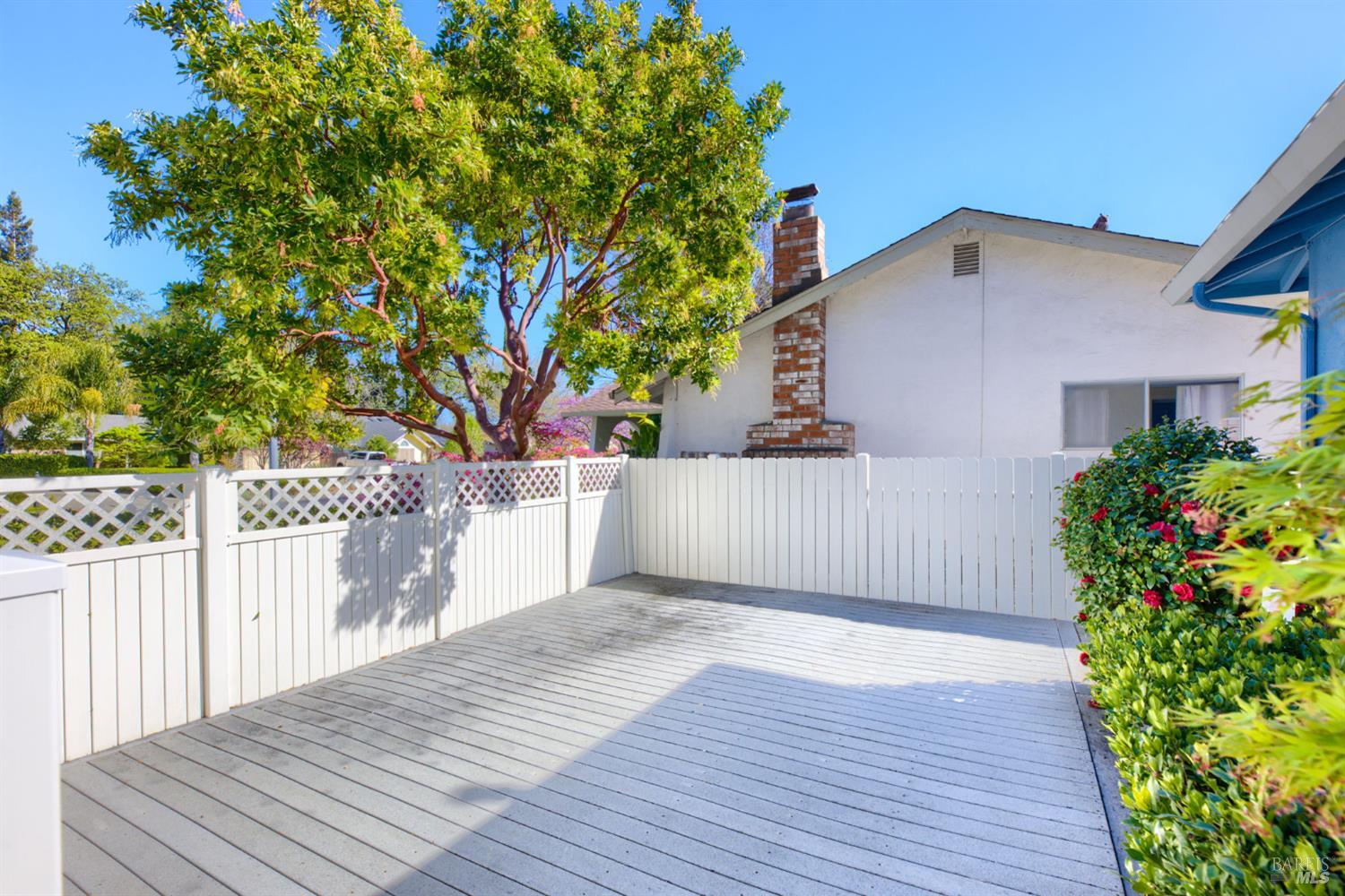 Detail Gallery Image 5 of 40 For 692 Linwood St, Vacaville,  CA 95688 - 3 Beds | 2/1 Baths