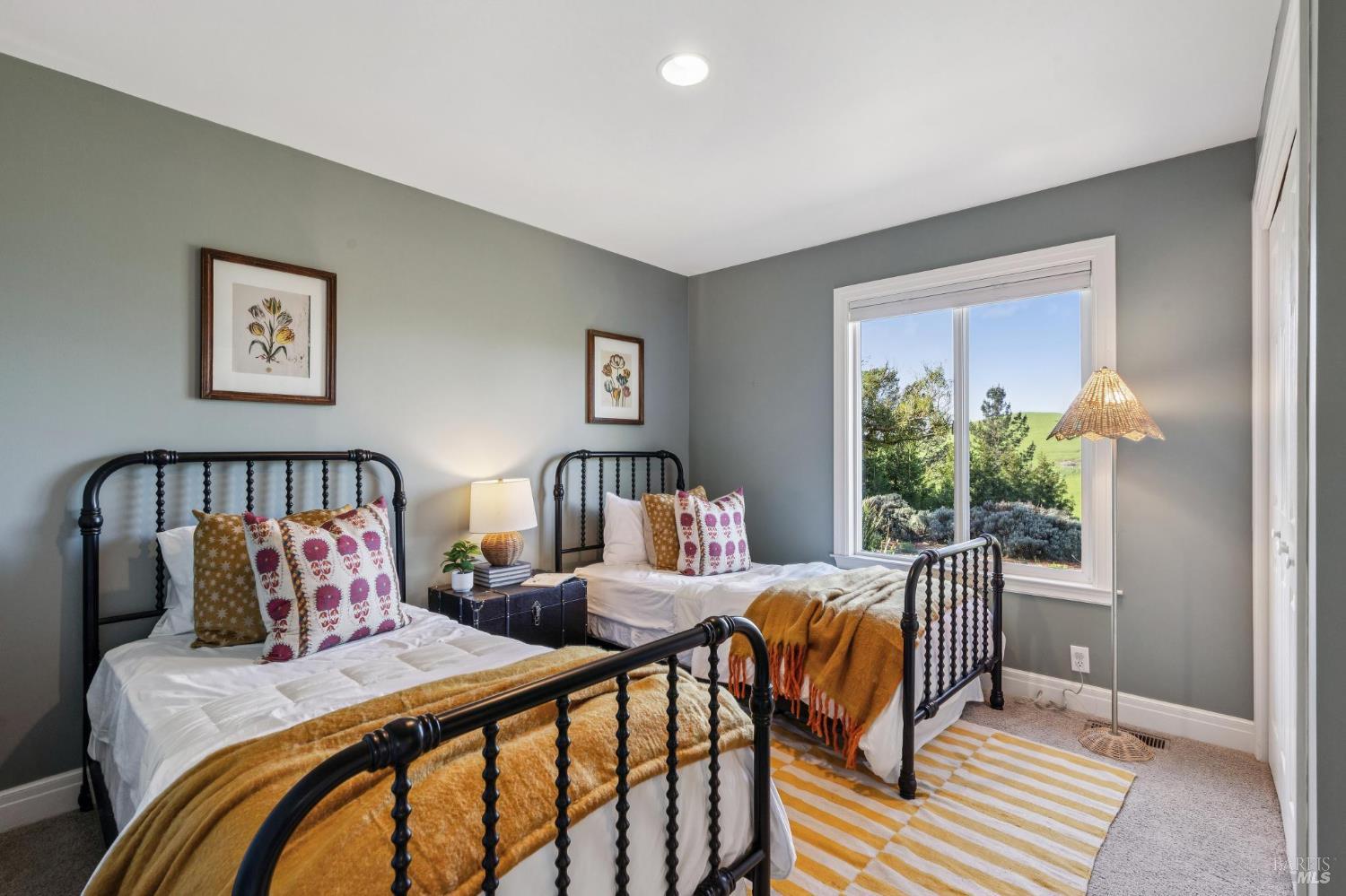 Detail Gallery Image 38 of 92 For 5855 Bodega Ave, Petaluma,  CA 94952 - 3 Beds | 2/1 Baths