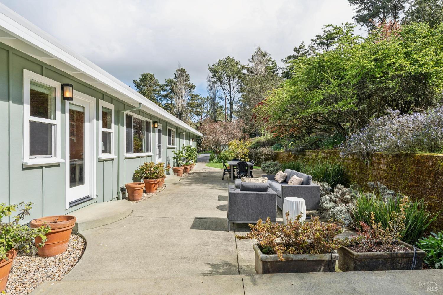 Detail Gallery Image 63 of 92 For 5855 Bodega Ave, Petaluma,  CA 94952 - 3 Beds | 2/1 Baths