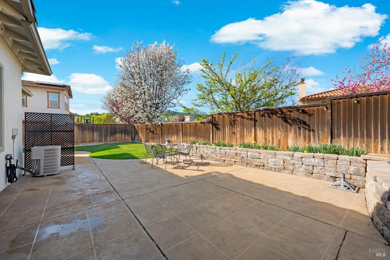 Detail Gallery Image 61 of 81 For 624 Emerald Hills Cir, Fairfield,  CA 94533 - 4 Beds | 3 Baths