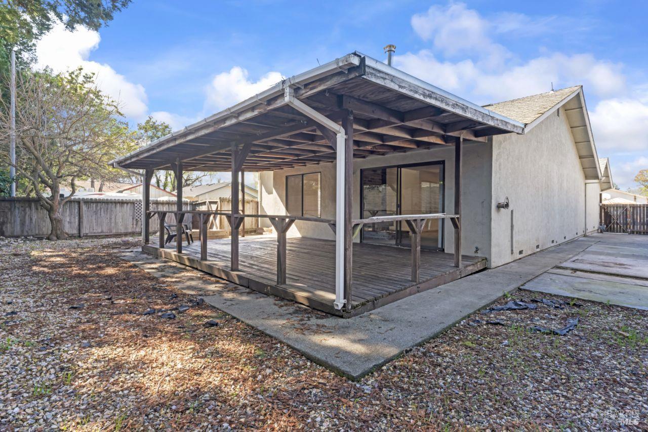 Detail Gallery Image 37 of 38 For 6498 Jacaranda St, Rohnert Park,  CA 94928 - 4 Beds | 2 Baths