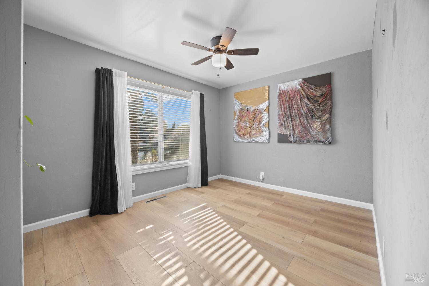 Detail Gallery Image 39 of 63 For 120 E Lake Dr, Antioch,  CA 94509 - 4 Beds | 2 Baths