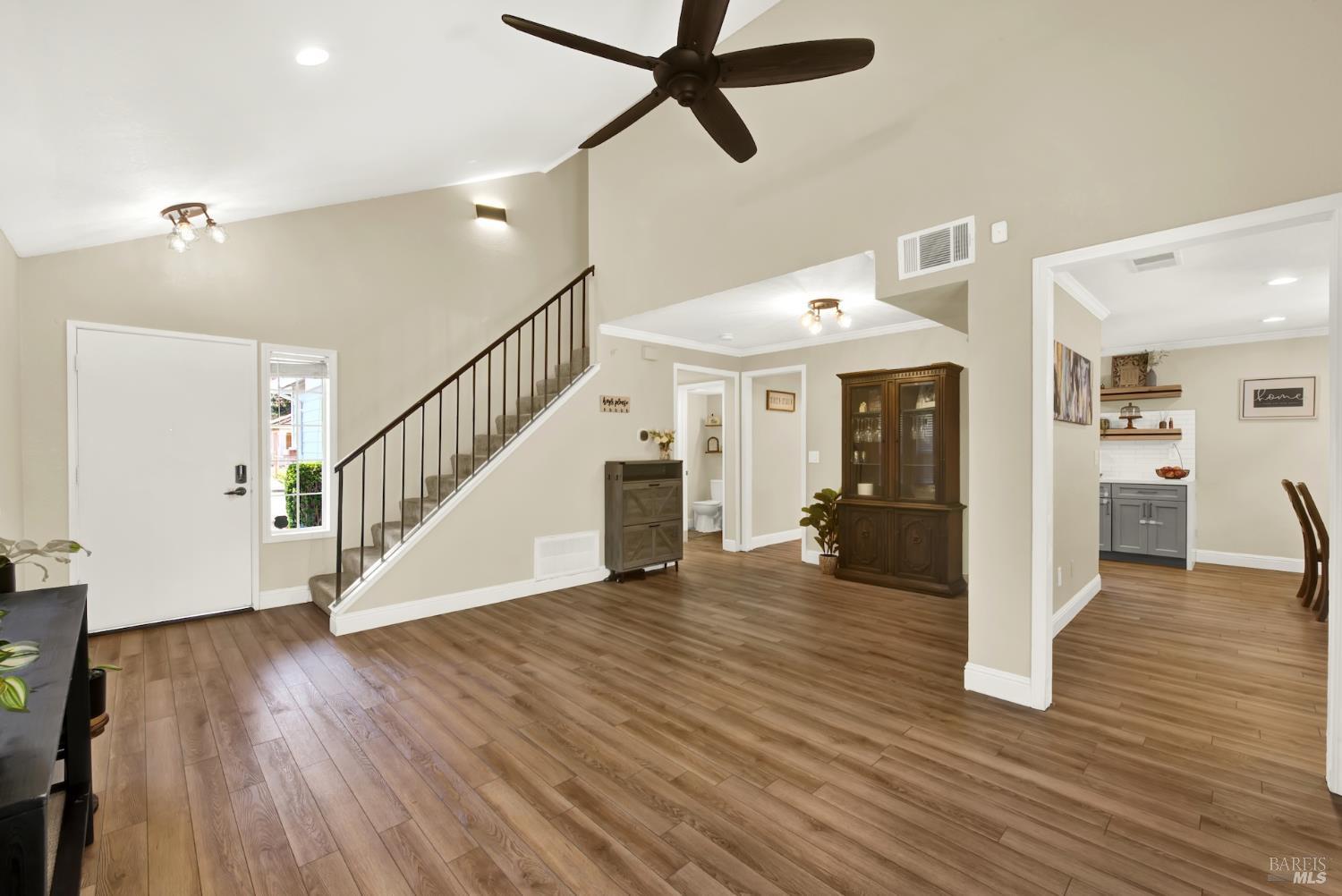 Detail Gallery Image 20 of 94 For 631 Colemanite Cir, Vacaville,  CA 95687 - 3 Beds | 2/1 Baths