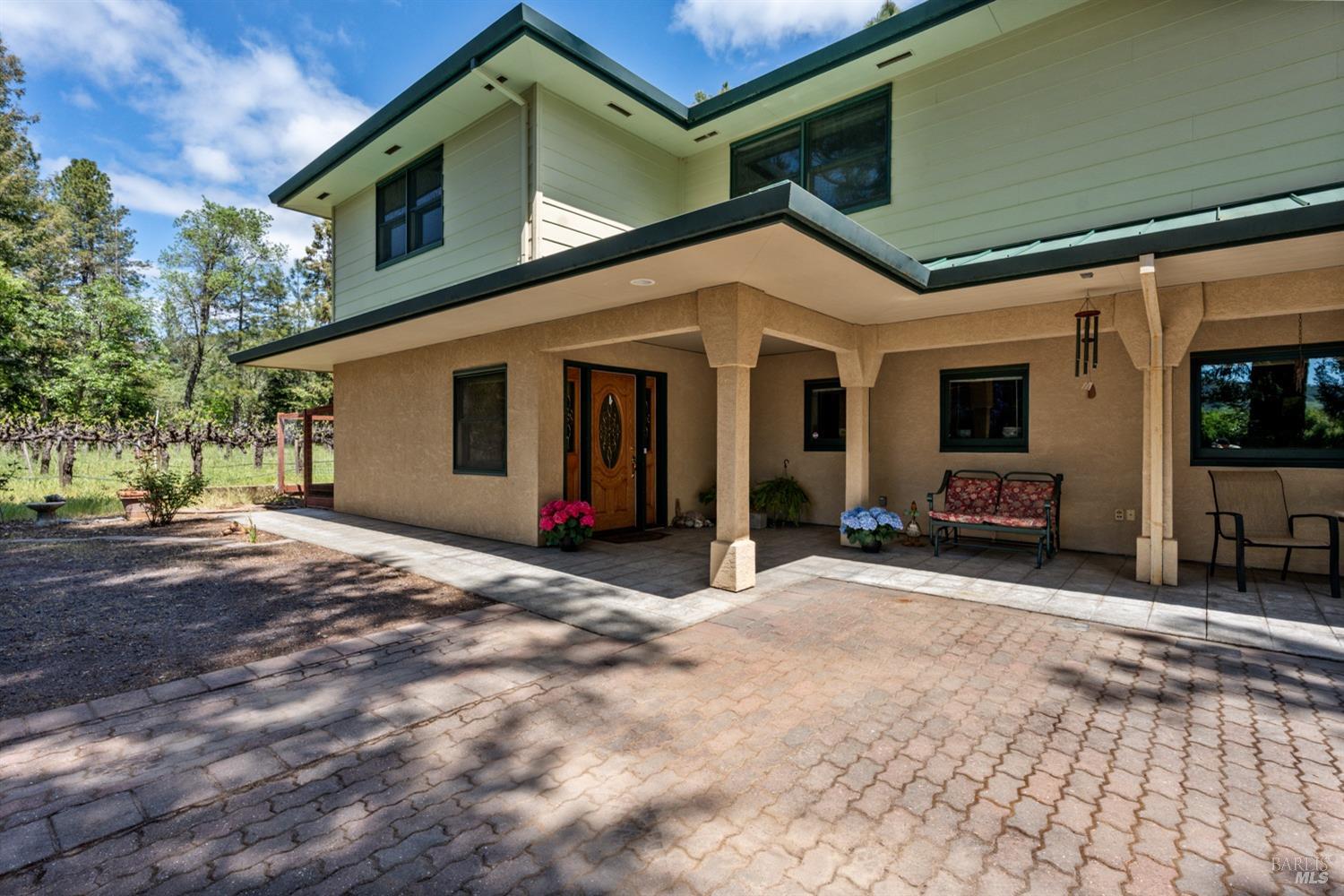 Detail Gallery Image 5 of 27 For 3200 Road J Unkn, Redwood Valley,  CA 95470 - 4 Beds | 3/1 Baths