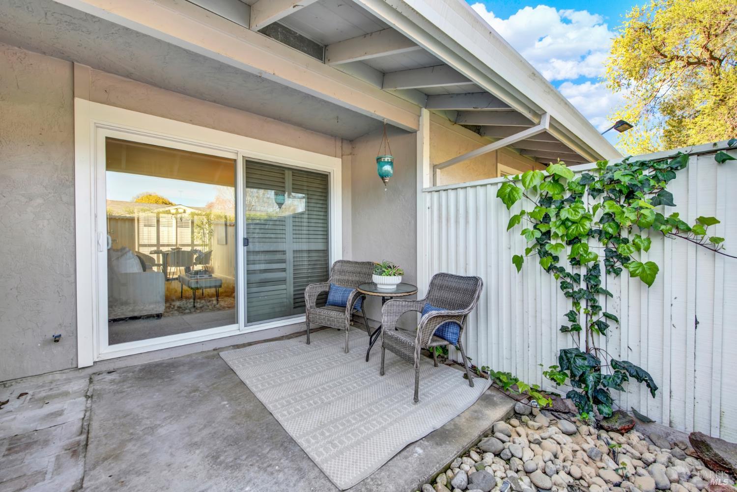 Detail Gallery Image 36 of 52 For 30 Belvedere Ct, Napa,  CA 94559 - 2 Beds | 1/1 Baths