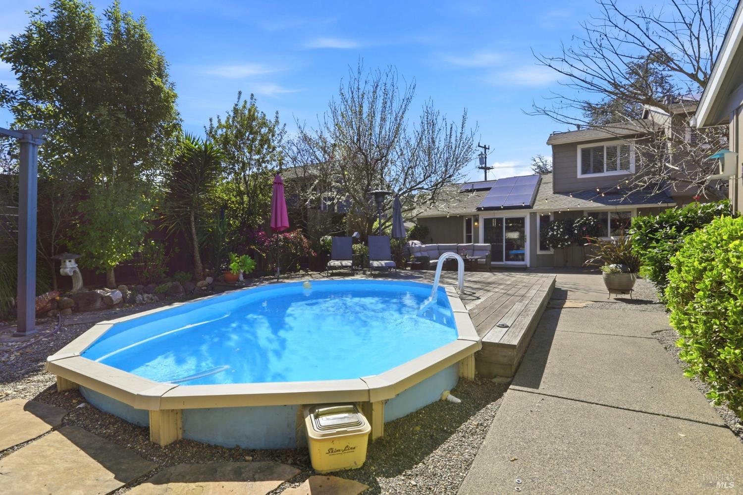 Detail Gallery Image 37 of 62 For 6 Gothic Dr, Novato,  CA 94947 - 4 Beds | 3/1 Baths