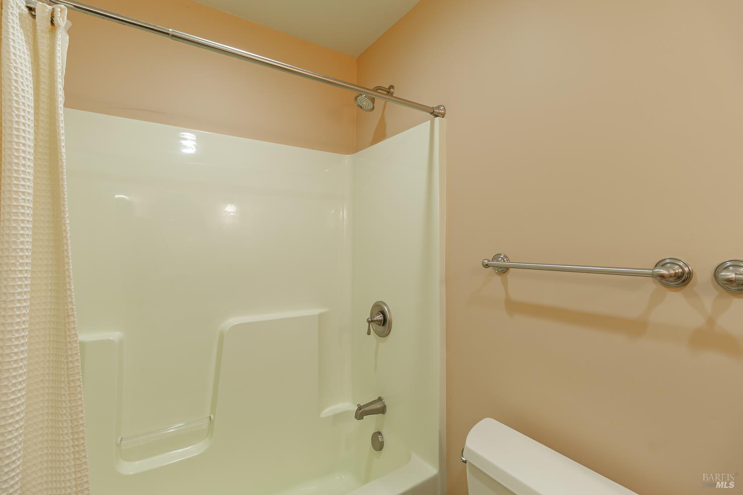 Detail Gallery Image 19 of 39 For 19360 Linden St, Sonoma,  CA 95476 - 3 Beds | 2 Baths