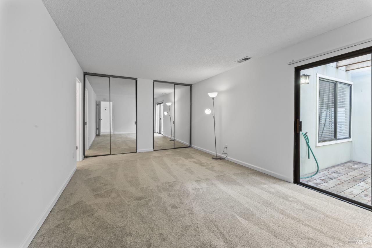 Detail Gallery Image 28 of 38 For 6498 Jacaranda St, Rohnert Park,  CA 94928 - 4 Beds | 2 Baths