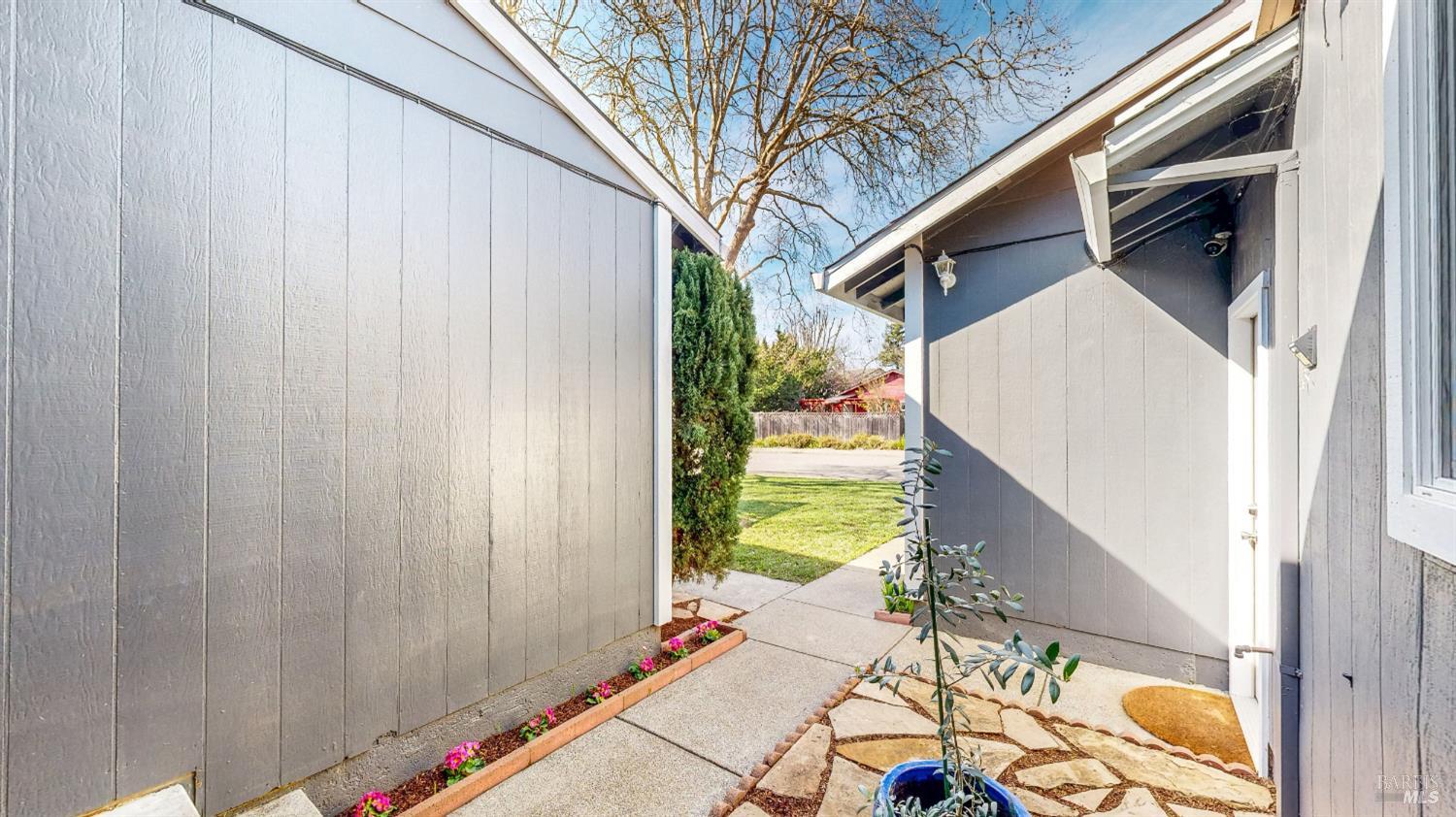 Detail Gallery Image 61 of 93 For 2400 Copperfield Dr, Santa Rosa,  CA 95401 - 3 Beds | 2 Baths