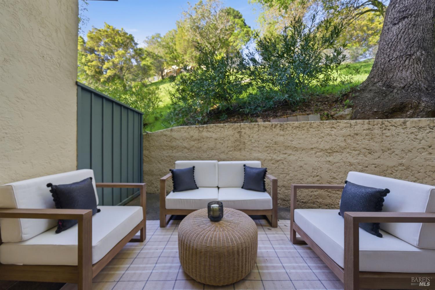 Detail Gallery Image 34 of 40 For 818 S Eliseo Dr, Greenbrae,  CA 94904 - 2 Beds | 1/1 Baths