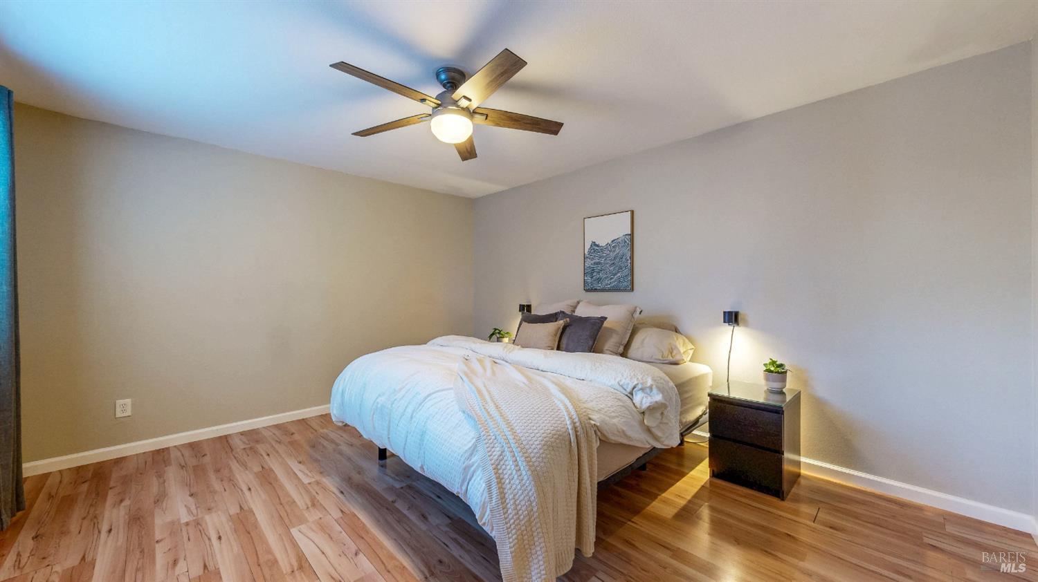 Detail Gallery Image 4 of 93 For 2400 Copperfield Dr, Santa Rosa,  CA 95401 - 3 Beds | 2 Baths