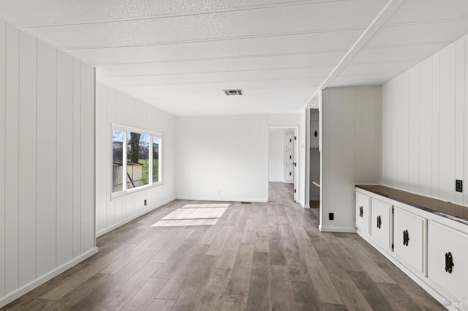 Detail Gallery Image 14 of 24 For 375 E Highway 20 Hwy 85, Upper Lake,  CA 95485 - 2 Beds | 2 Baths