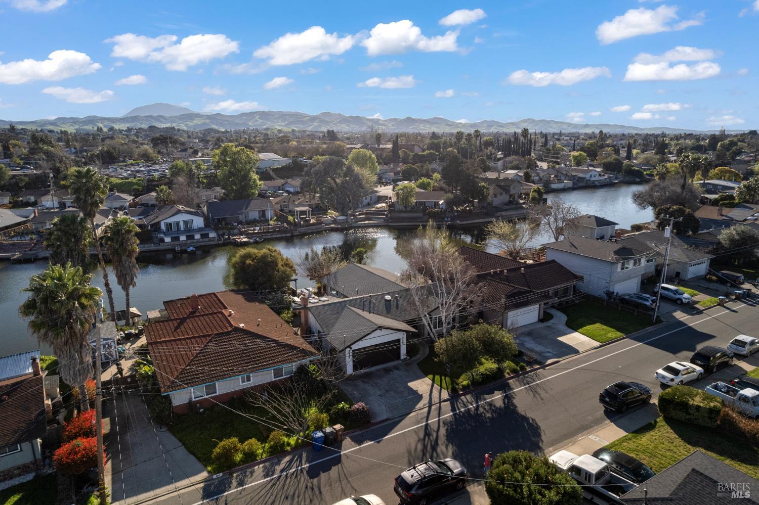 Detail Gallery Image 54 of 63 For 120 E Lake Dr, Antioch,  CA 94509 - 4 Beds | 2 Baths